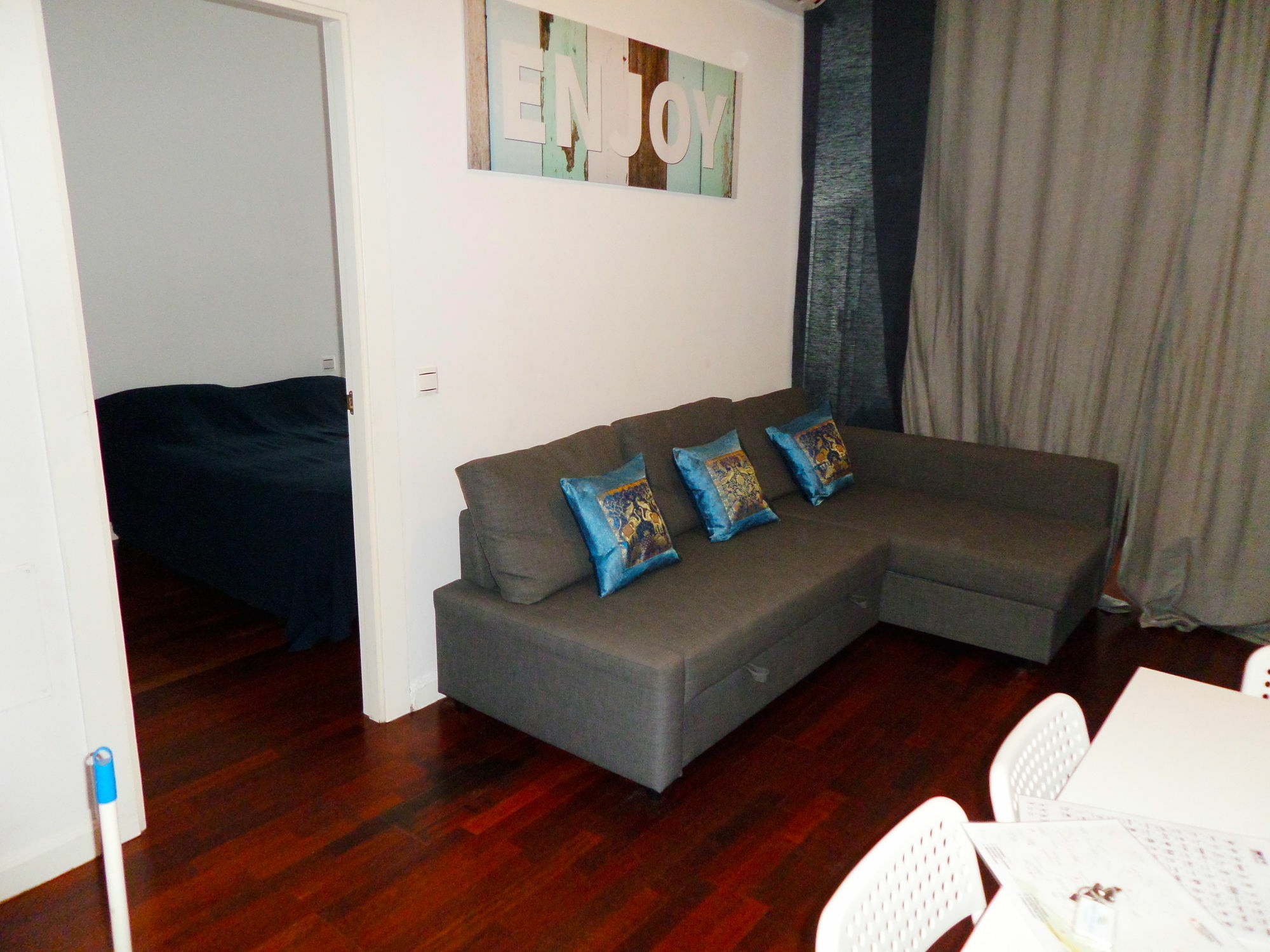 Enjoy Apart Centro Y Playa Victoria Malaga Exterior photo